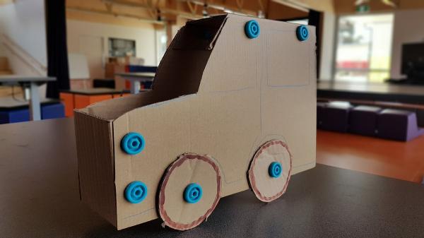 MakeDo Cardboard Construction Ready to Build Toy Kid